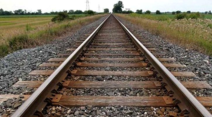 কিশোরগঞ্জে ট্রেনের ধাক্কায় বৃদ্ধের মৃত্যু